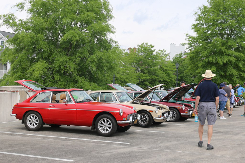 mini-williamsburgshow423_59